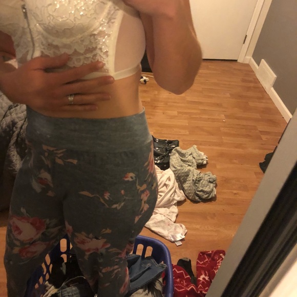 Victoria’s Secret bra! - Picture 2 of 3